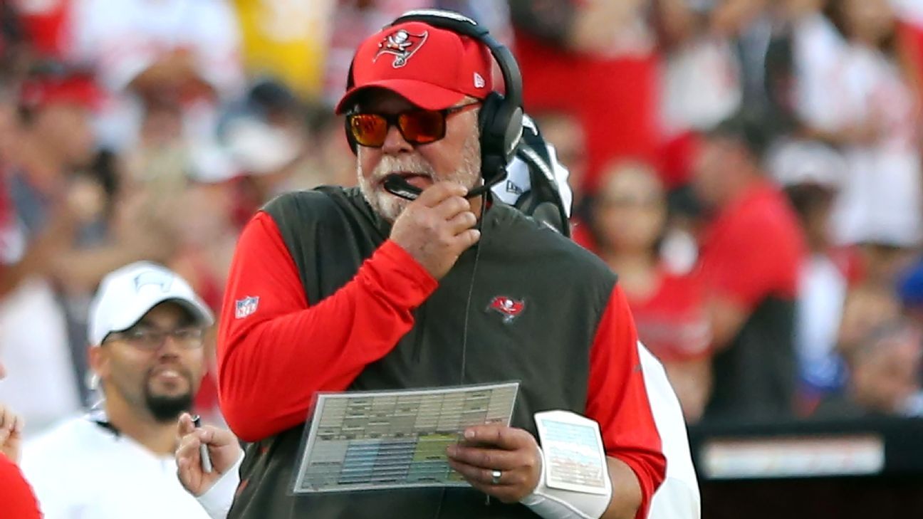 Buccaneers' Bruce Arians says he will coach on field in mask, face shield -  ESPN