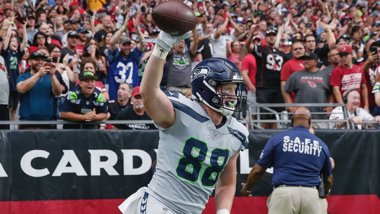 Seattle Seahawks TE Will Dissly Returns from Injury 'Trying to