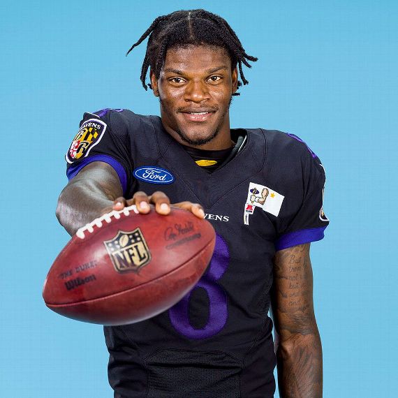 Patrick Mahomes Tom Brady Lamar Jackson Reveal The Stories Behind Their Football Grips Patrick Mahomes Tom Brady Lamar Jackson Reveal The Stories Behind Their Football Grips