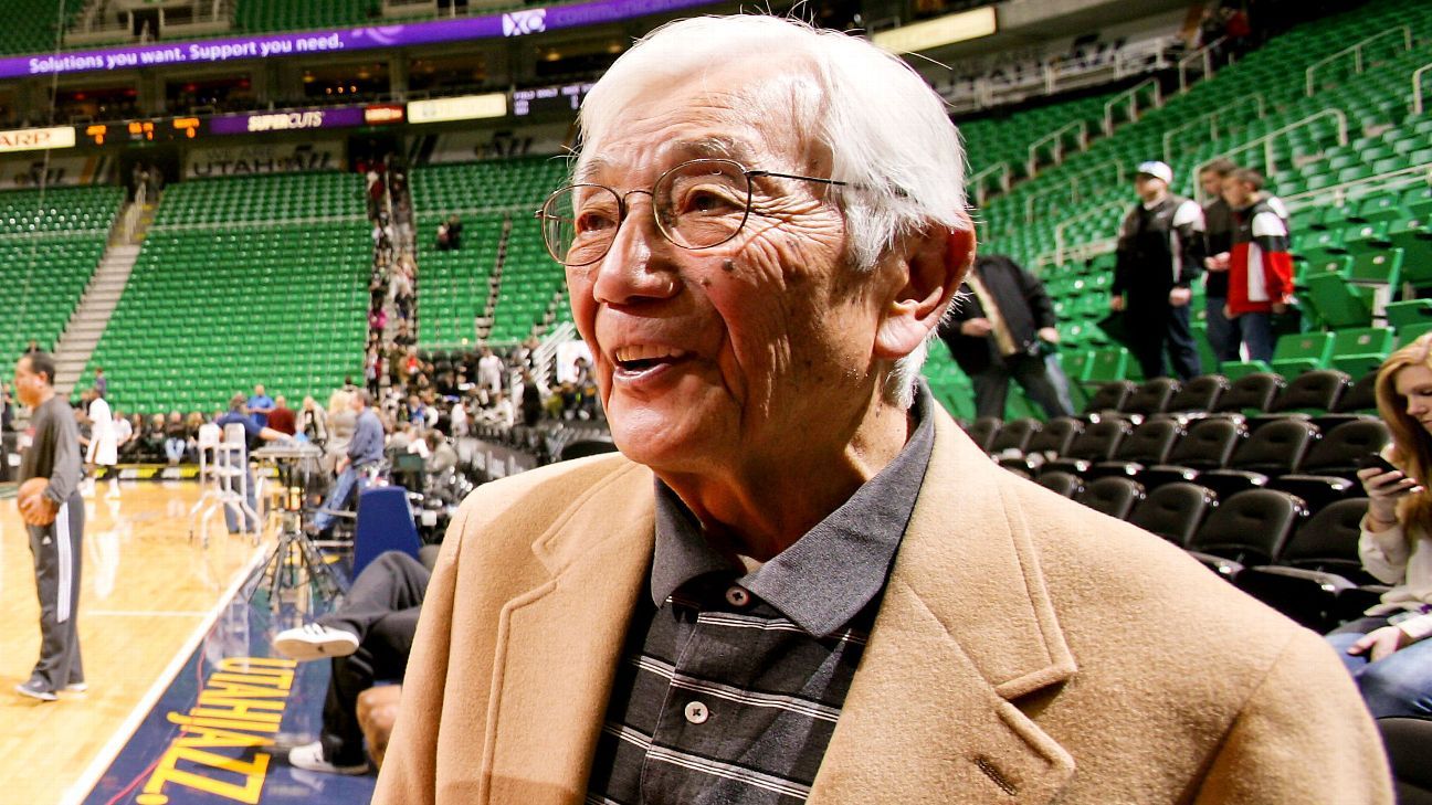 Basketball pioneer, ex-Utah guard Wataru 'Wat' Misaka dies at 95
