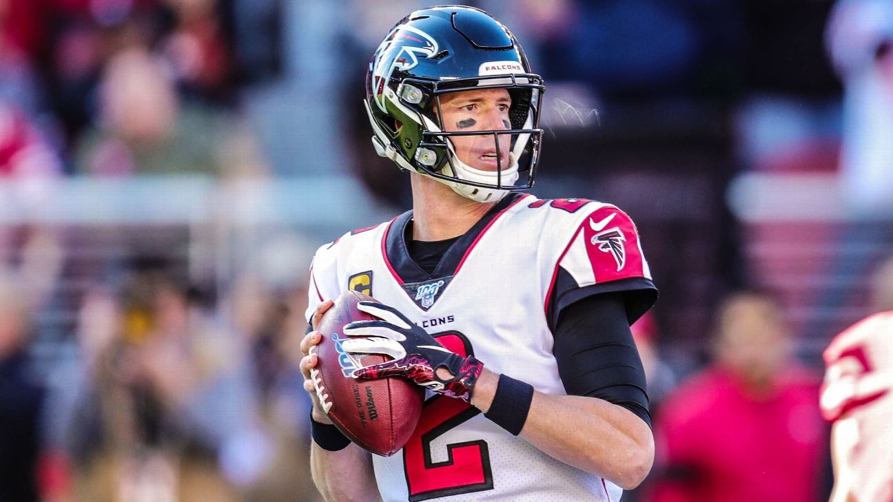 Atlanta Falcons quarterback Matt Ryan (2) speaks with Atlanta