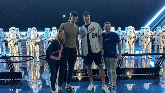 picture Brook Lopez Dad brook and robin lopez s star wars mad dash