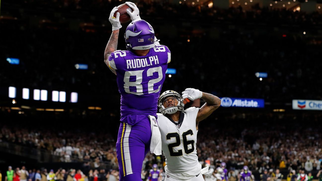 The History of the Minnesota Vikings Playing on Christmas Day - Sports  Illustrated Minnesota Vikings News, Analysis and More