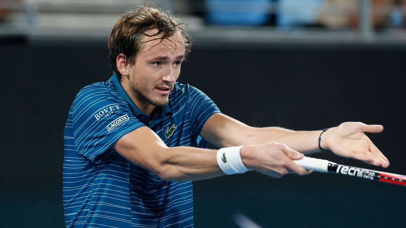 Daniil Medvedev loses cool but lifts Russia to ATP Cup semifinals - ESPN