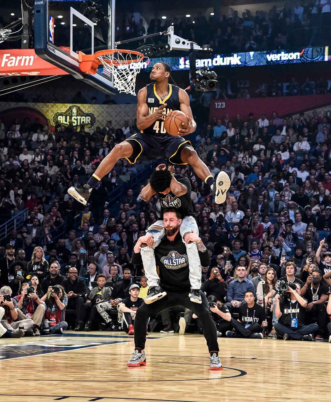 https://a2.espncdn.com/combiner/i?img=%2Fphoto%2F2020%2F0211%2Fr664723_1069x1296cc.jpg&w=1140&cquality=40&format=jpg https://a2.espncdn.com/combiner/i?img=%2Fphoto%2F2020%2F0211%2Fr664723_1069x1296cc.jpg&w=1140&cquality=40&format=jpg