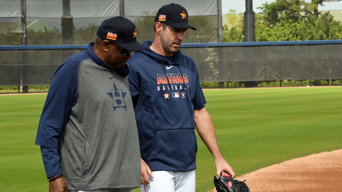 Springer heckled as Astros continue spring boobird swing