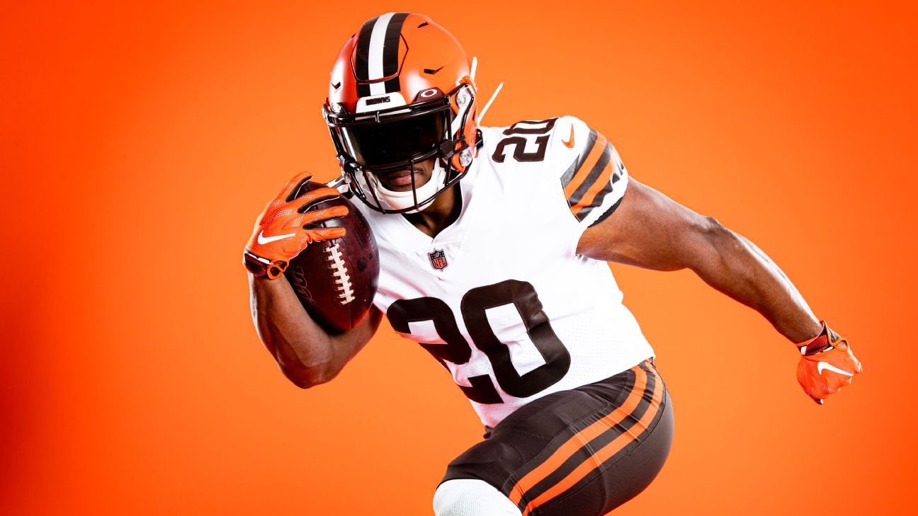 Cleveland Browns new uniforms revealed - Sports Illustrated