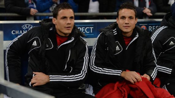 Famous footballing twins: Celebrating Pogba, Rapinoe and De Boer