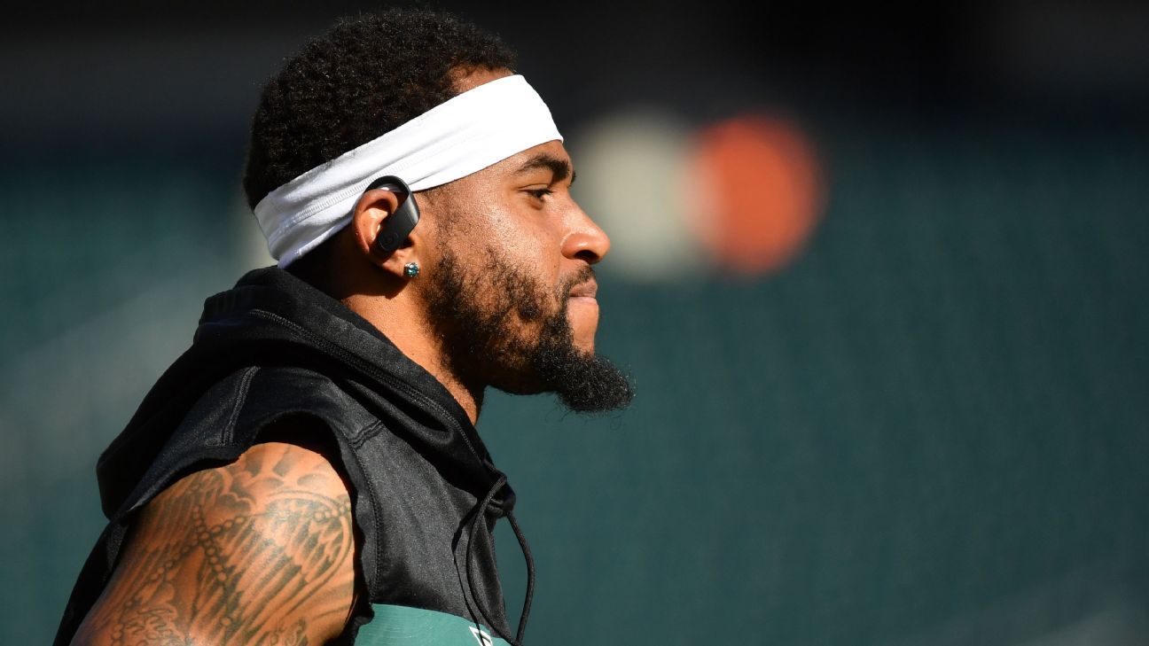 Patriots' Julian Edelman invites DeSean Jackson to visit U.S. Holocaust  Memorial Museum