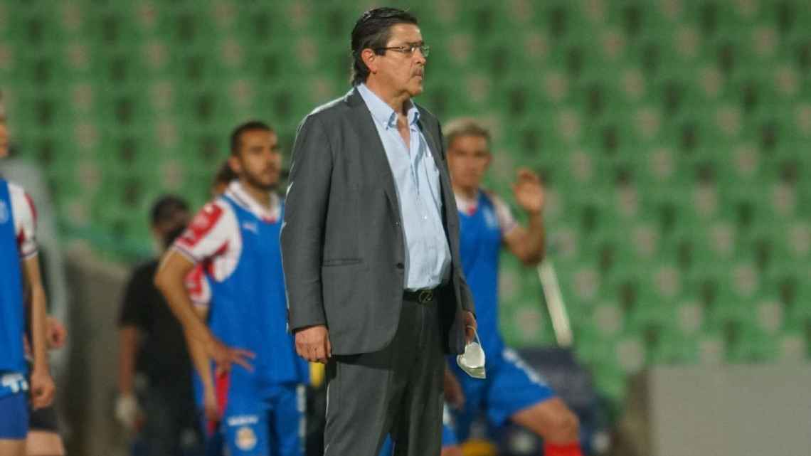 En Chivas hay incertidumbre para definir la alineación por los contagios por COVID-19