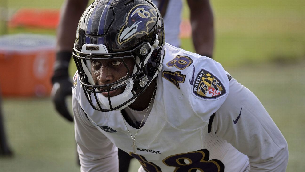 New Ravens' man in middle, Patrick Queen flying around 