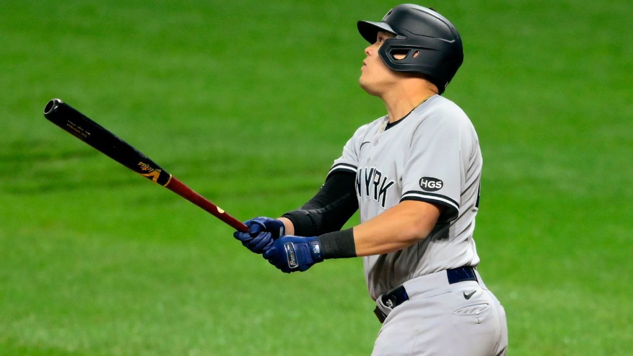 Yankees' infielder Gio Urshela exits game with injury amidst hot