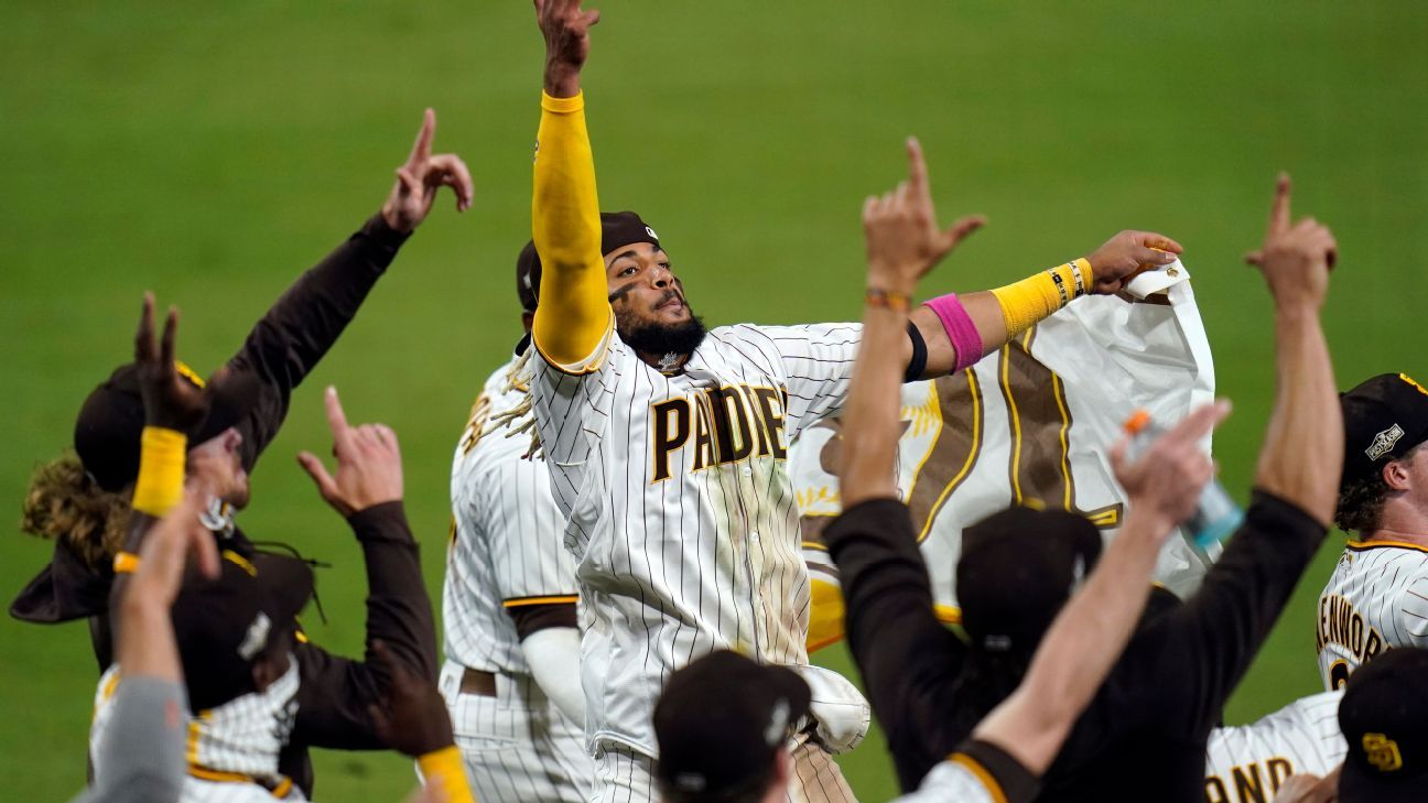 Padres evoca más de dos décadas de dificultades al avanzar en SDLN