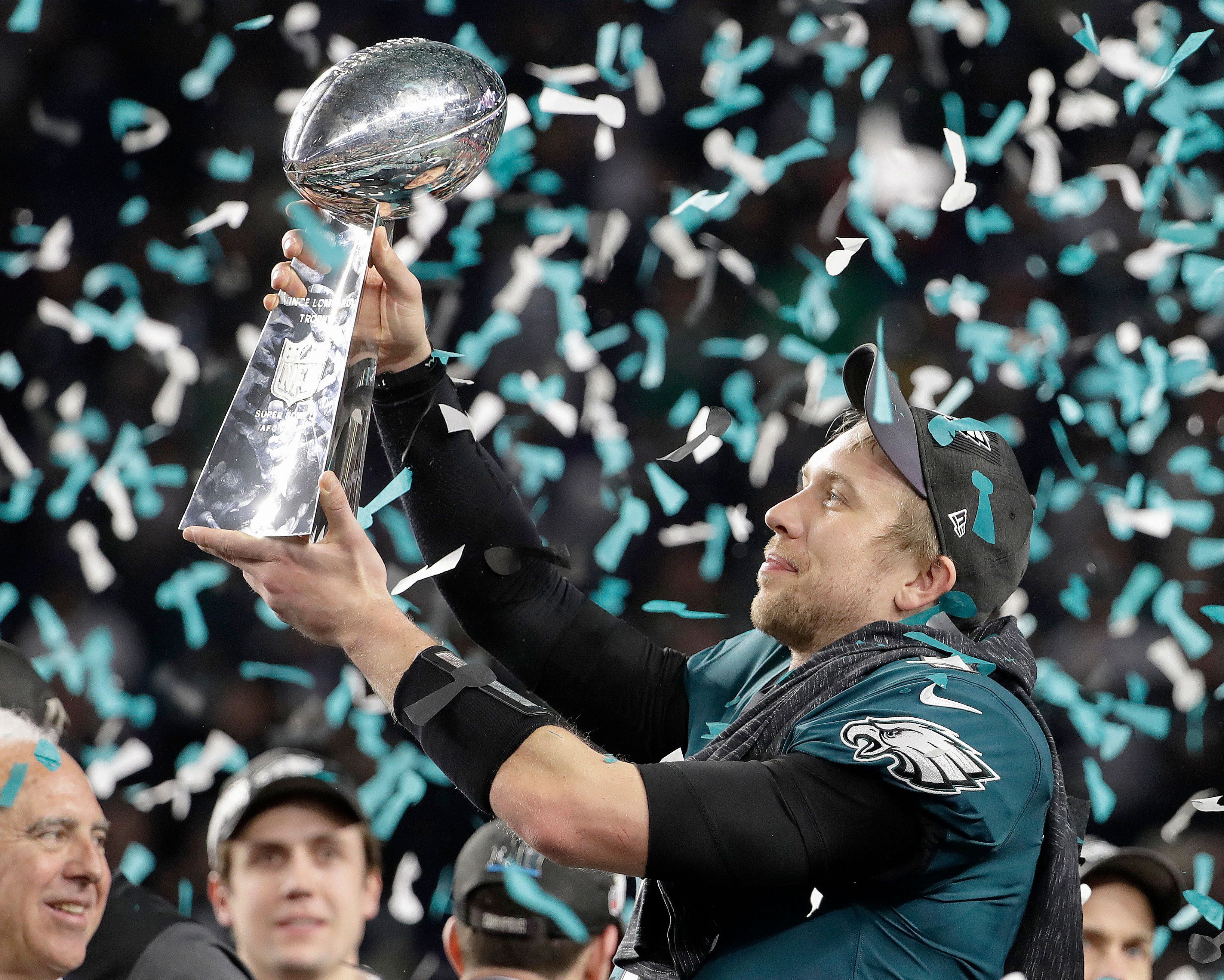 Chicago Bears: Nick Foles served as a metaphorical batting weight