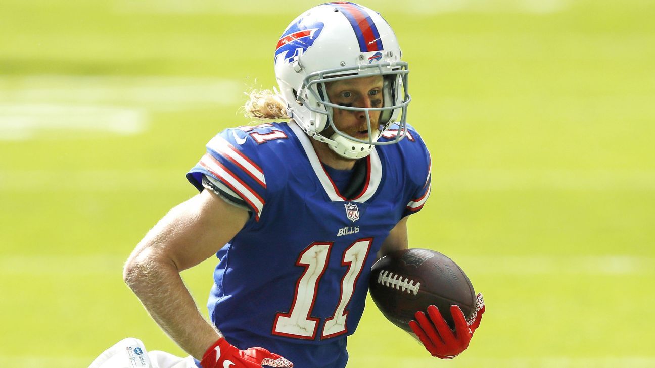 Buffalo Bills WR Cole Beasley says NFL vaccine gripe is over differing standards..