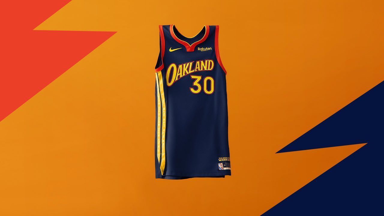 Warriors presenta nuevos jerseys 