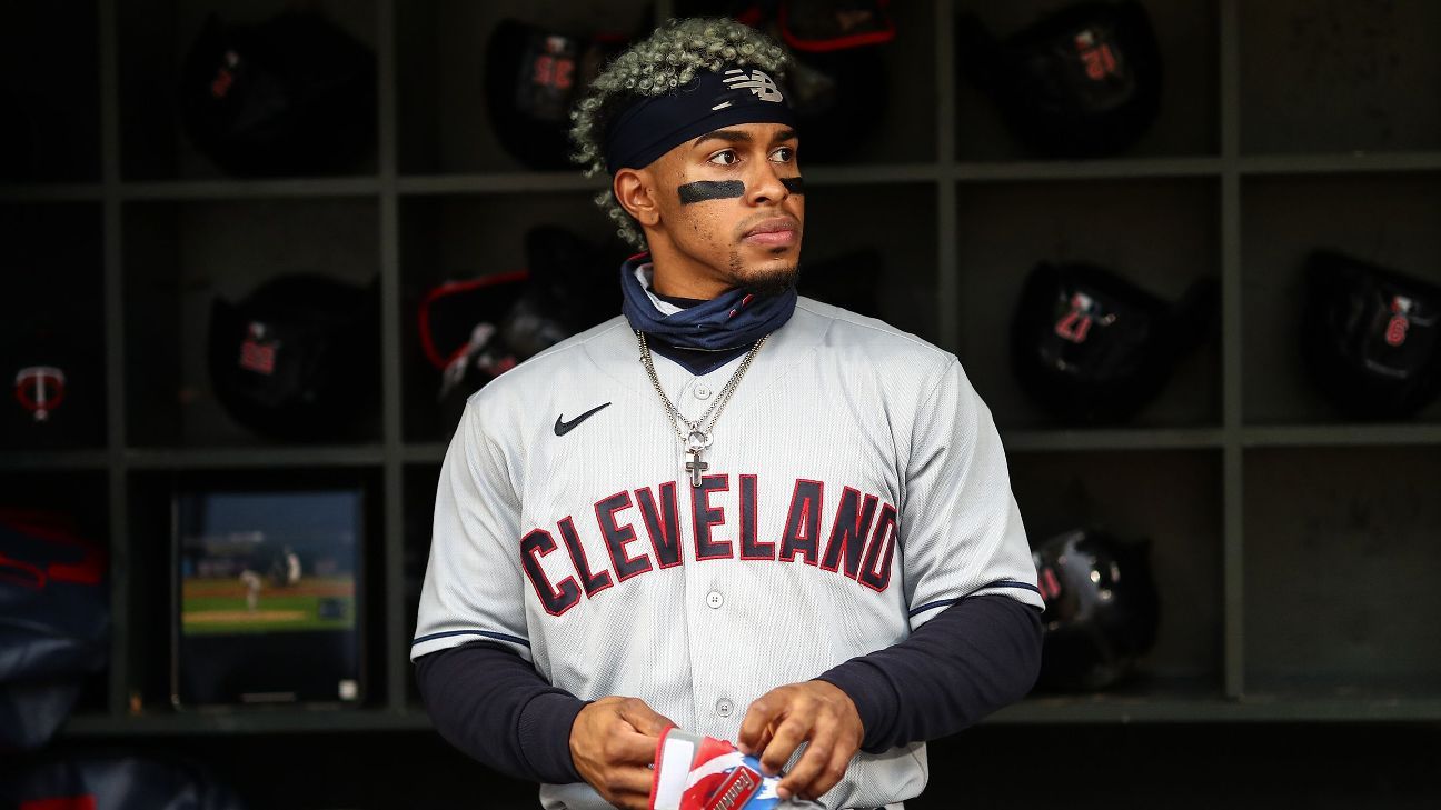 Oakland A's news: Cleveland Indians trade Francisco Lindor, Carlos