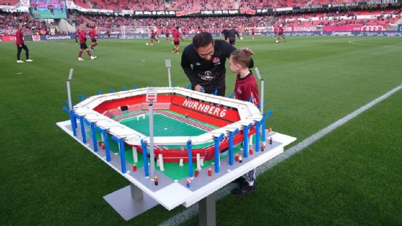midt i intetsteds Endeløs Præsident Bundesliga stadiums: One kid's mission to build them all out of Lego has  earned fans at Germany's top clubs - ESPN