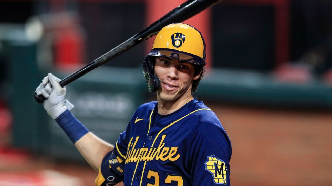 Christian Yelich giving away Milwaukee Brewers tickets to fans