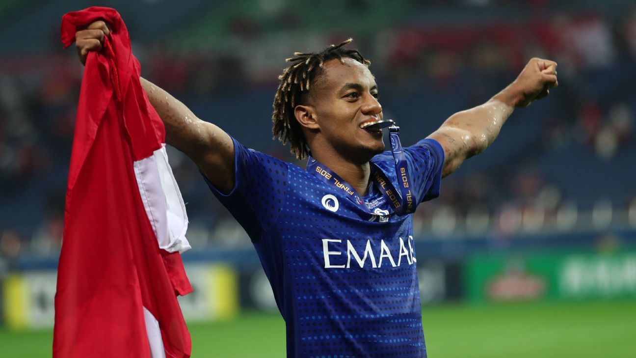 André Carrillo renovó contrato con el Al Hilal hasta 2023 - ESPN