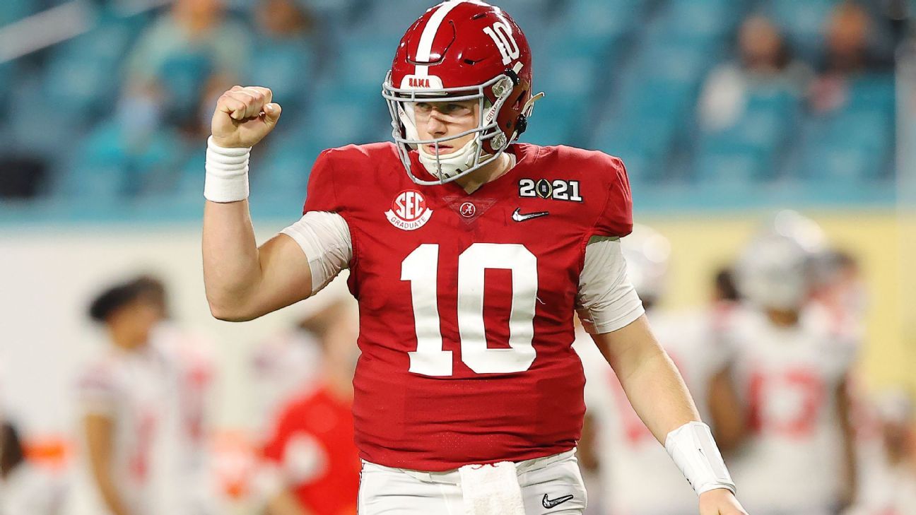 Alabama QB Mac Jones - This Crimson Tide team best to ever play - ESPN