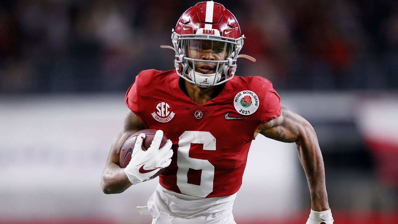 DeVonta Smith and Tua Tagovailoa talk about a possible reunion at the Dolphins