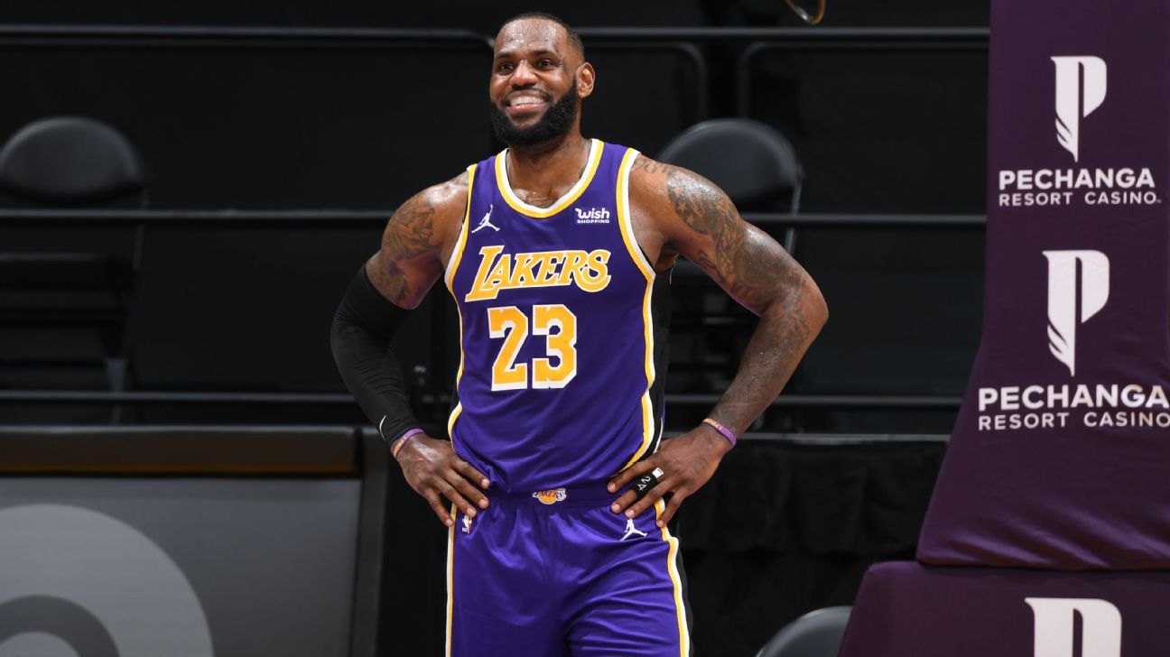 LeBron James, favorite to MVP in some box office matches