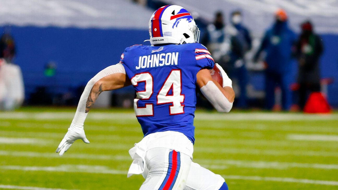 Buffalo Bills cornerback Taron Johnson flips momentum with pick-six vs.  Pittsburgh Steelers quarterback Ben Roethlisberger