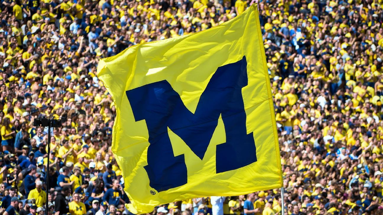 Michigan to sell alcohol at football games in '24