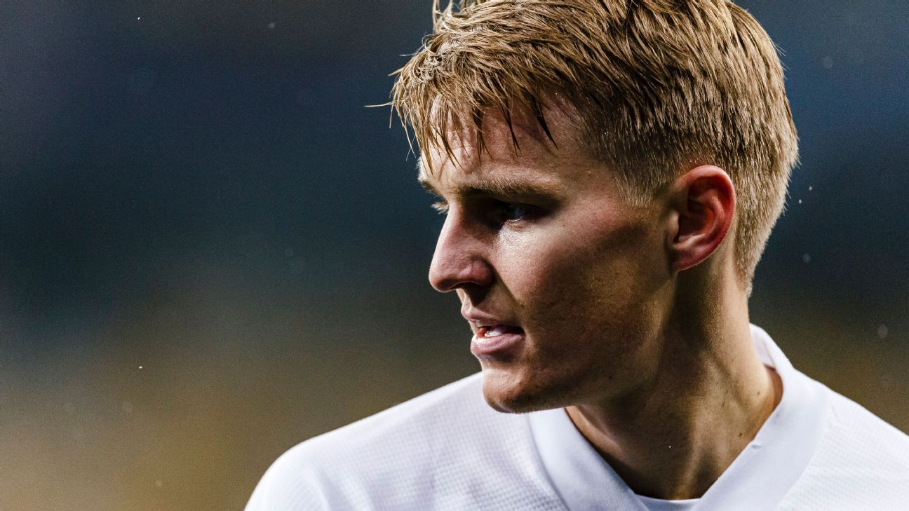 Martin Odegaard refines the details to sign with Arsenal