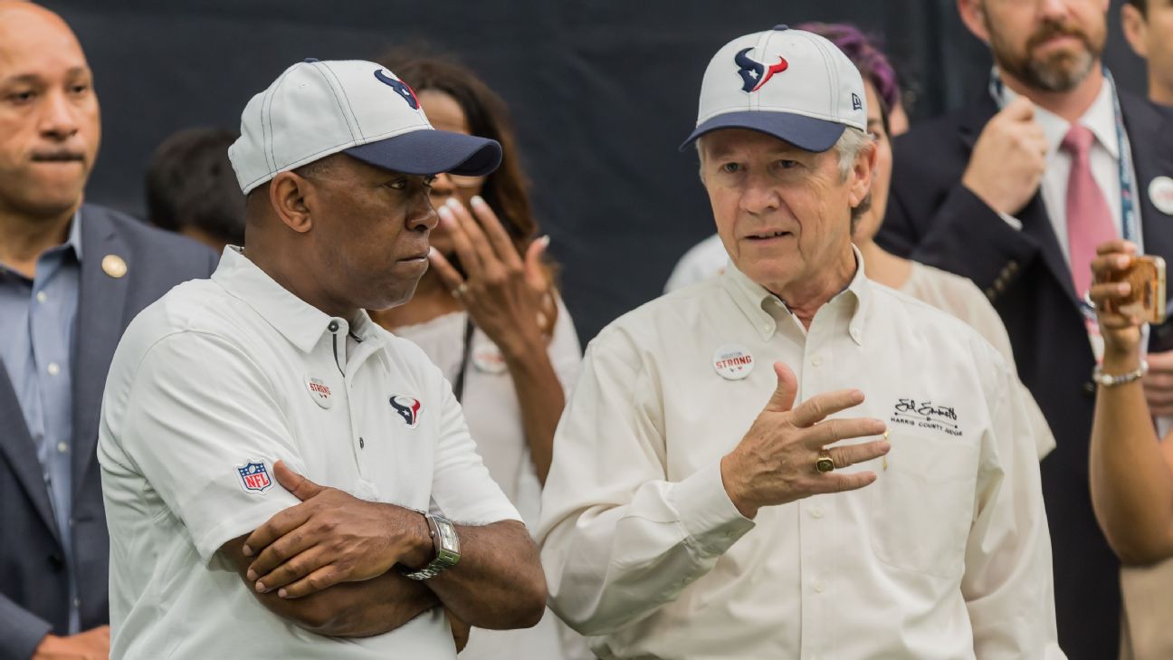 Houston Mayor Sylvester Turner hopes Deshaun Watson stays with Texans