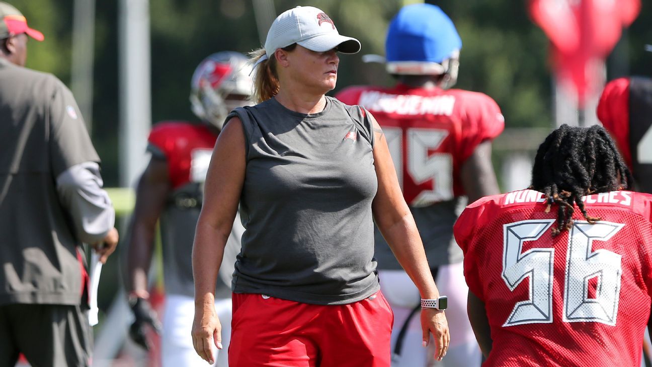 Dr. Jen Welter, first female NFL coach, among XFL's final coaching staff  picks - ESPN