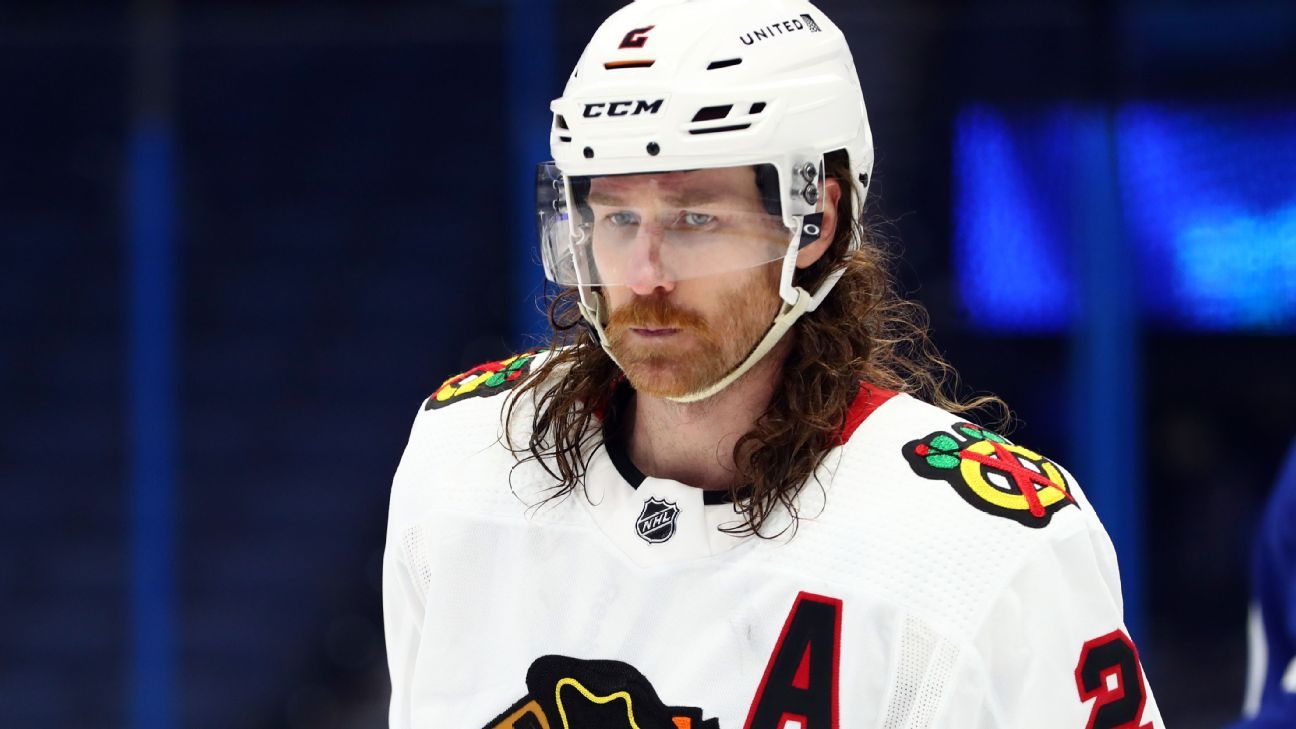 Chicago Blackhawks defender Duncan Keith warms up before an NHL