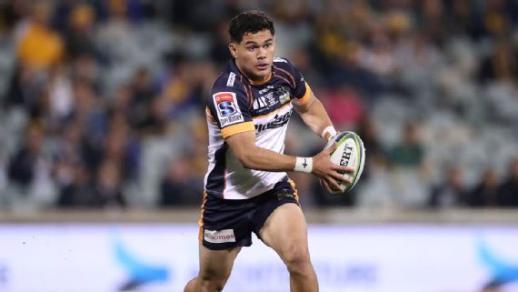super rugby au would a wallabies fly half please stand up super rugby au would a wallabies fly half please stand up