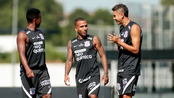 Corinthians avalia três fatores para decidir se renovará com Cazares, Jemerson e Otero; veja caso a caso