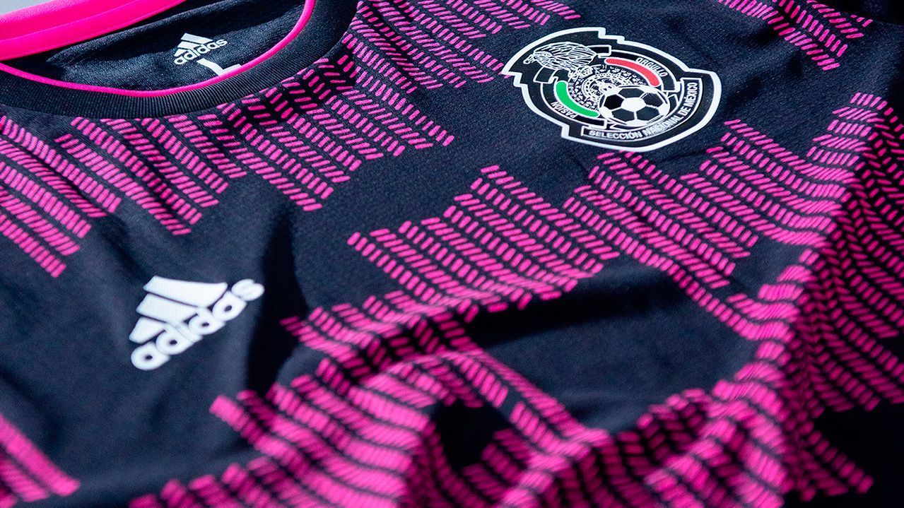 La Selección Mexicana presenta nueva playera negra de local ESPN