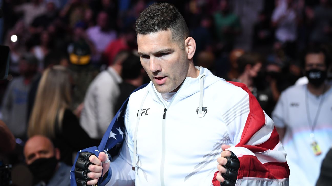 Weidman Will Return To Face Tavares On August 19