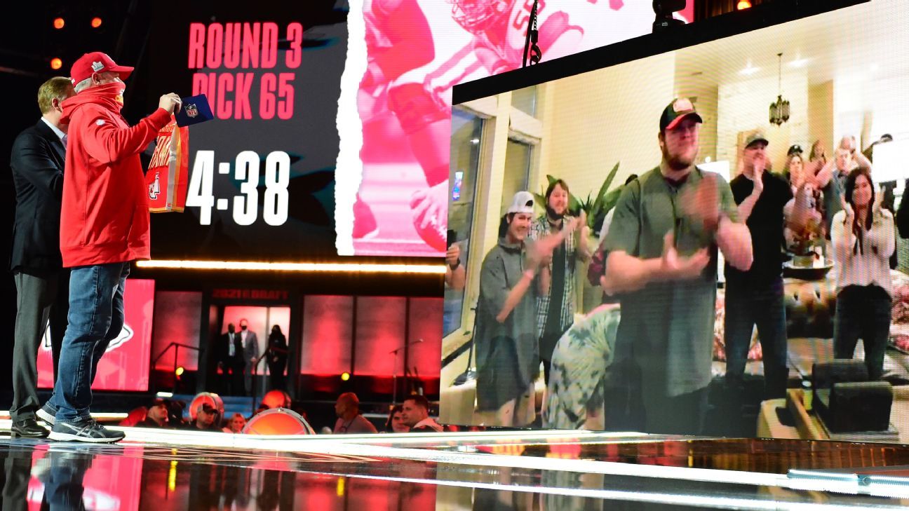 2021 NFL Draft Winners, Head-Scratching Picks, erreicht die Runden 2 und 3