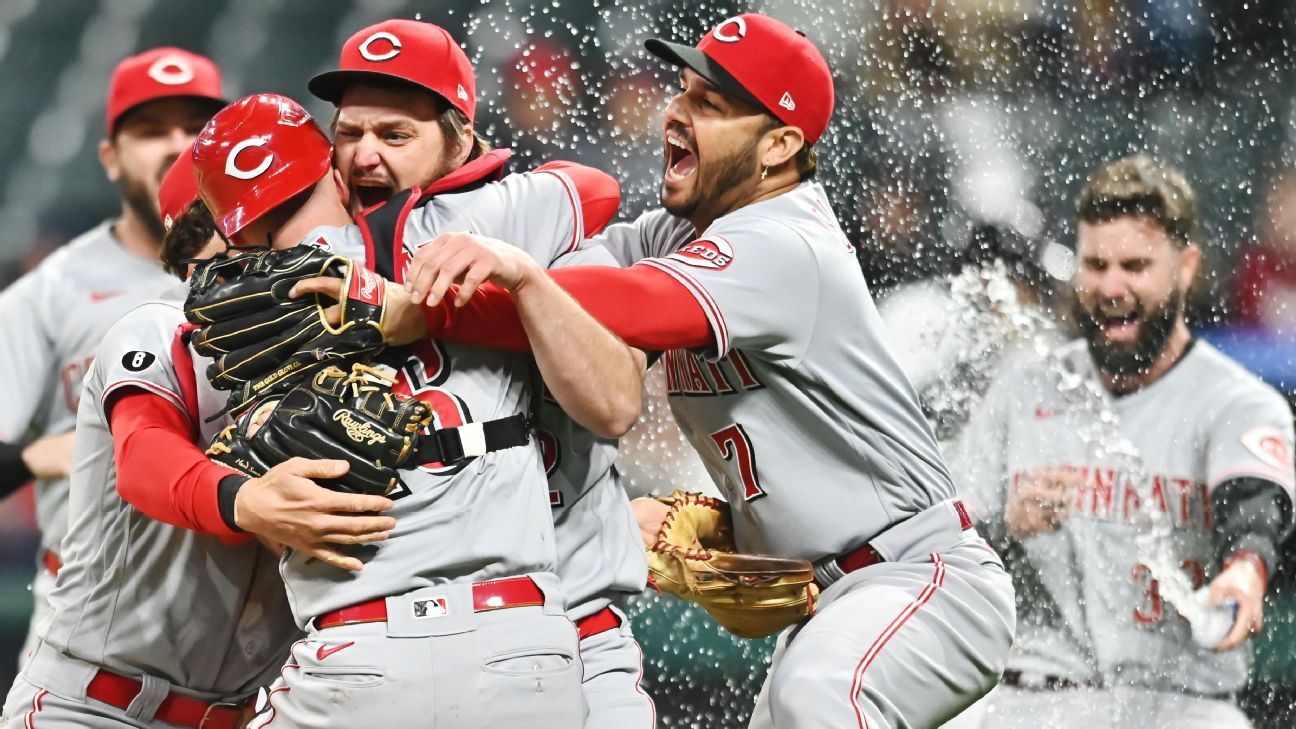 Cincinnati Reds' Wade Miley confounds Cleveland Indians for 2021's 4th no-hitter - ESPN