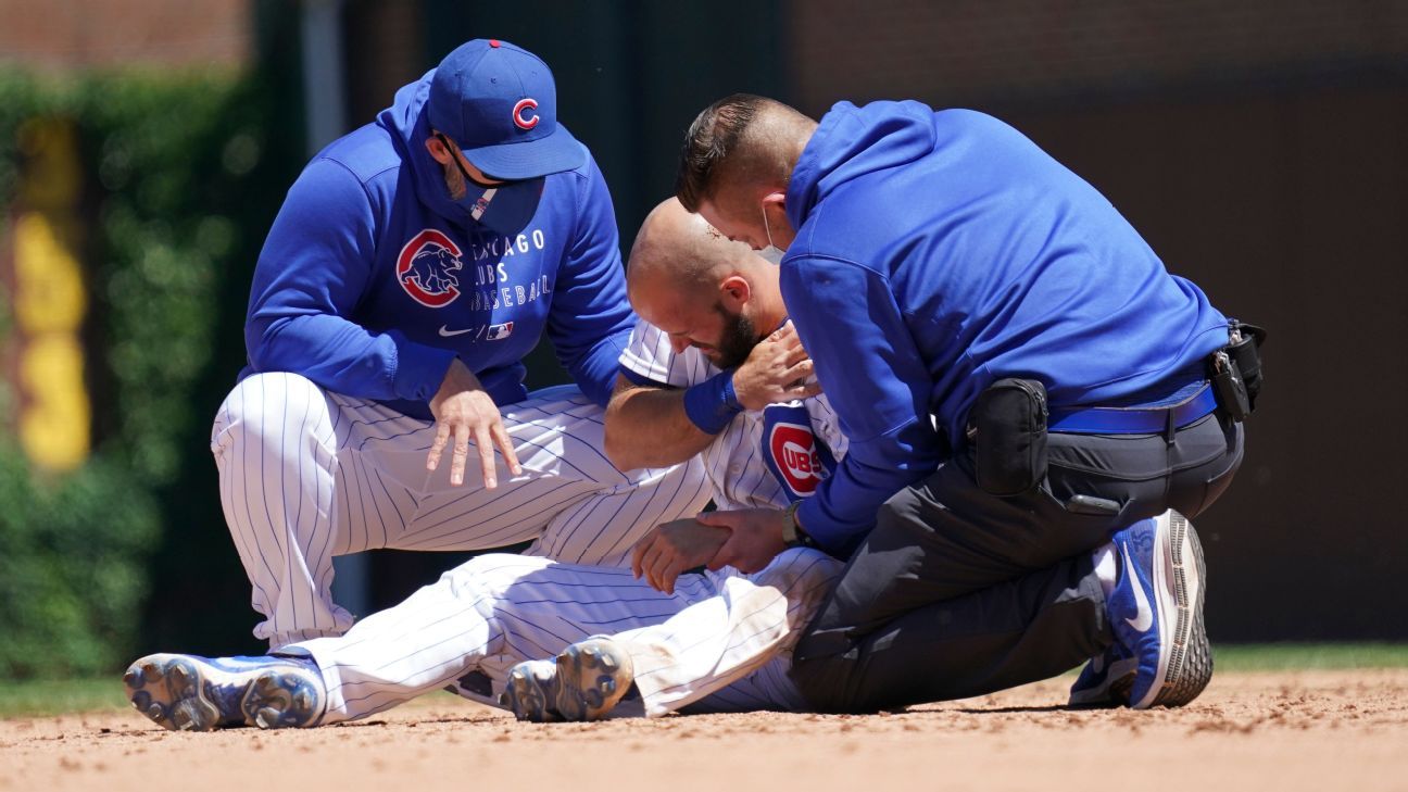 Cubs' David Bote suffers separated shoulder