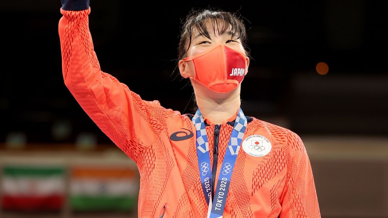 Japan's Sena Irie wins first-ever women's featherweight ...