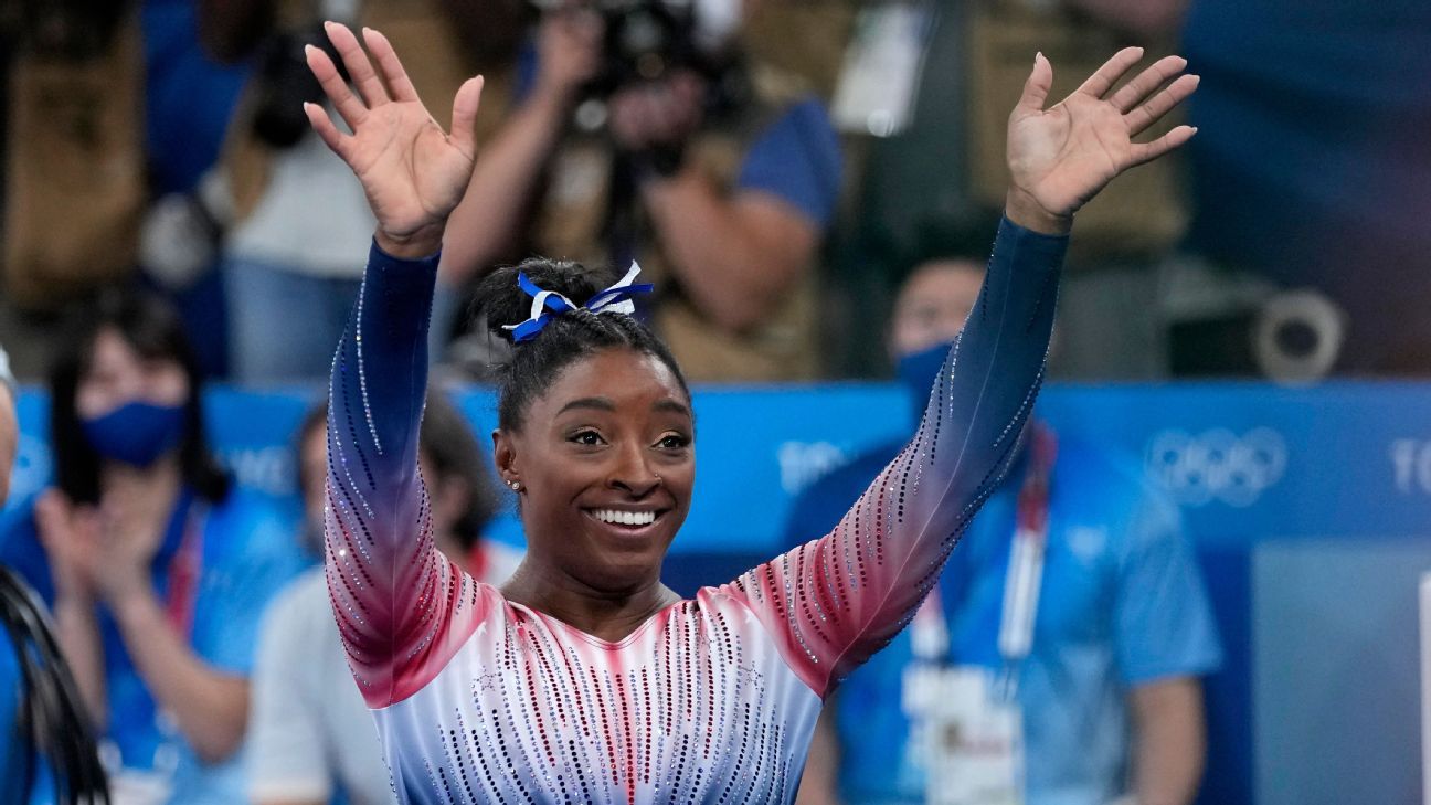 Simone Biles returns to competition, wins bronze medal on balance beam