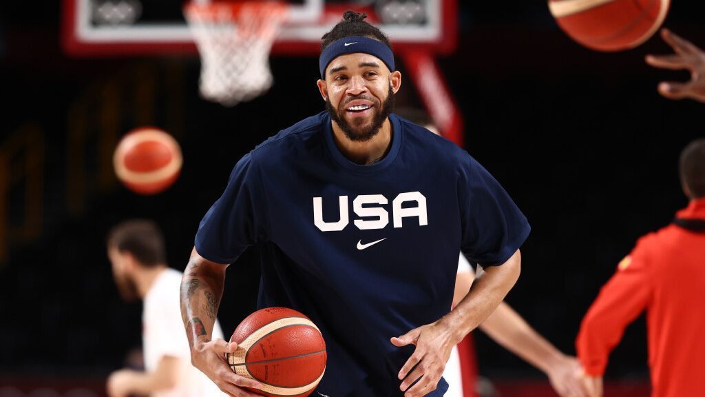 Pamela and Javale McGee make history as first mother and son to