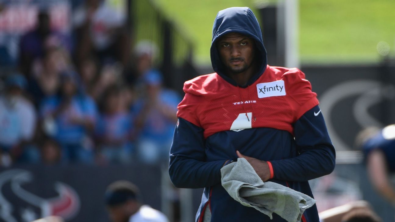 Texans call for six NFL players or draft picks for DeShaun Watson