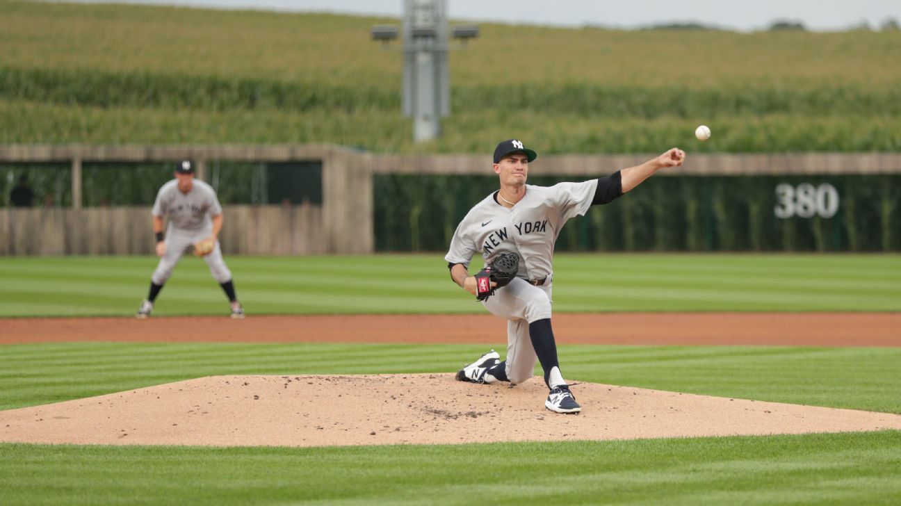 Field of Dreams Yankees, White Sox game