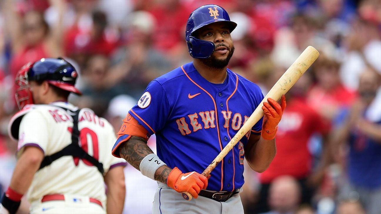 New York Mets demote Dominic Smith to Triple-A amid 2022 struggles