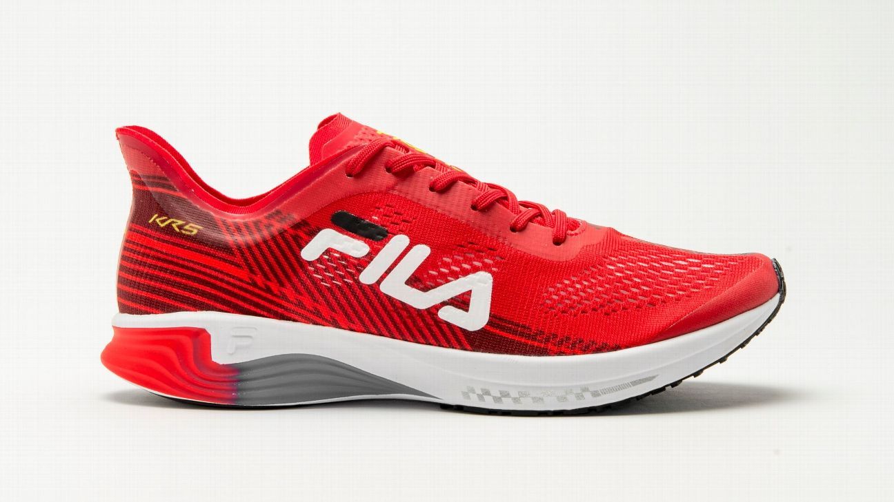 FILA lanza las KR5, las zapatillas de running más livianas de la marca -  ESPN