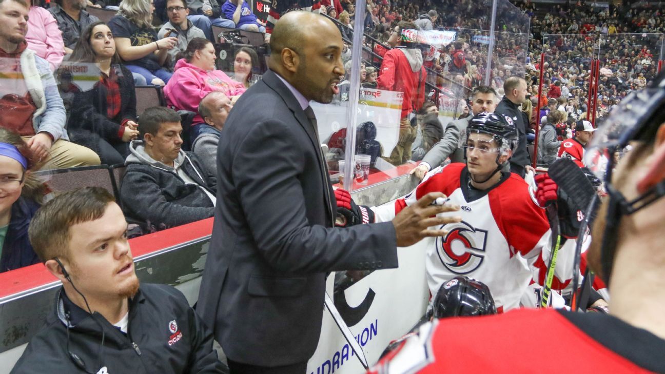 ECHL's Cincinnati Cyclones hire Jason Payne, who becomes only current Black head..