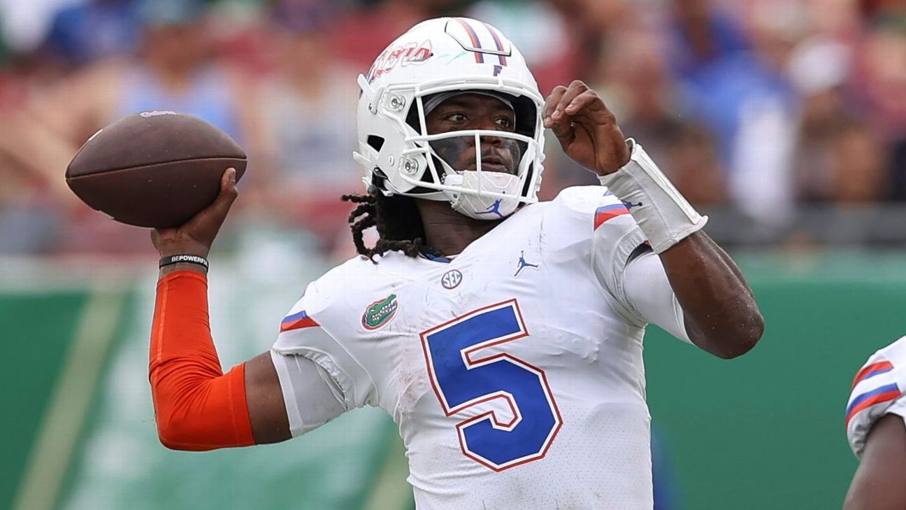 The Florida Gators keep Emory Jones as the starting quarterback on Anthony Richardson