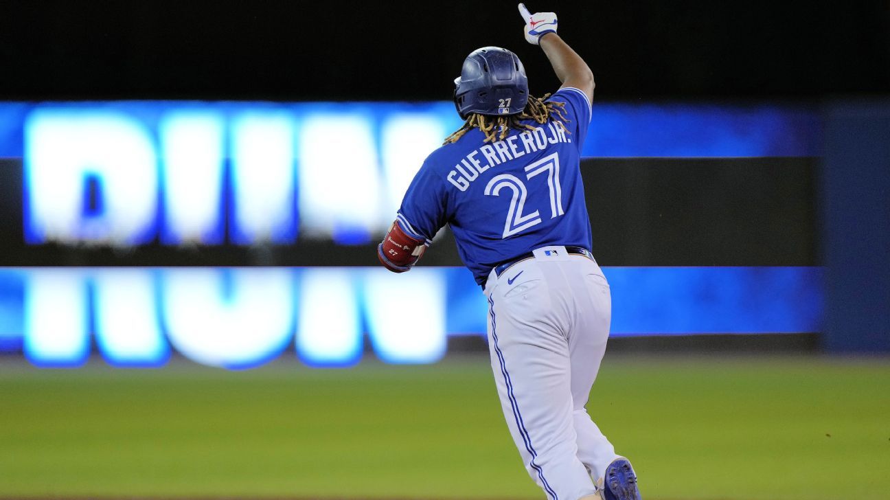 Vladimir Guerrero Jr. slimmer at Blue Jays Spring Training